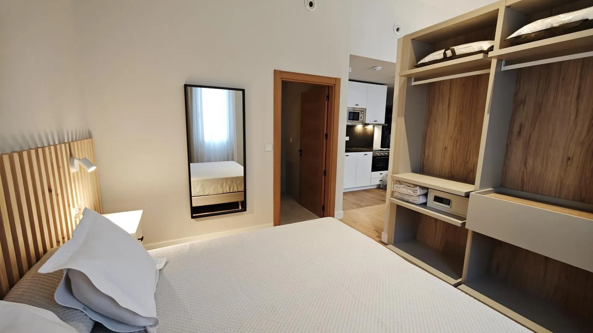 Lägenhet Gernika Suites By Aldori - New Opening !!